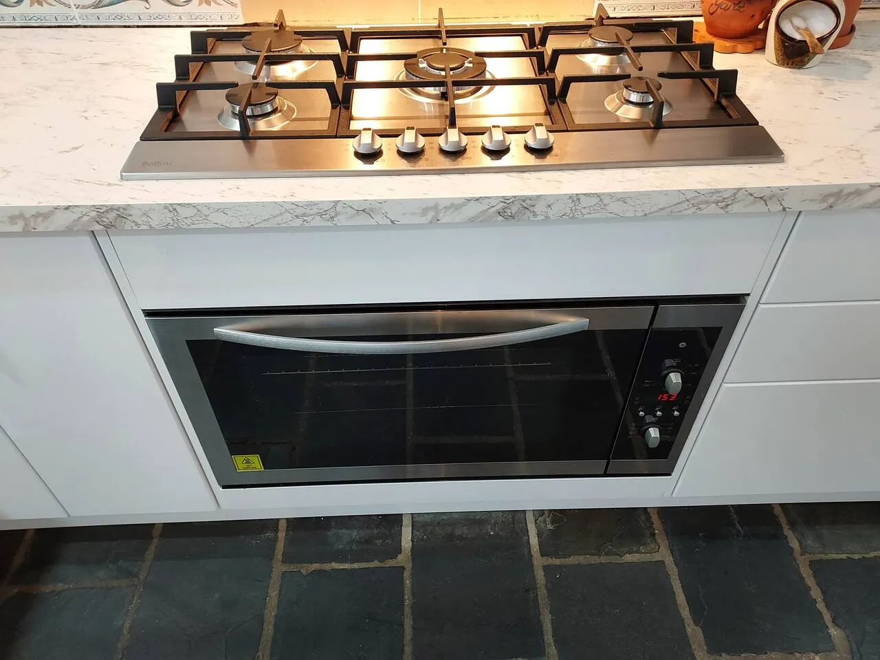 900mm gas and electric cooktop and oven